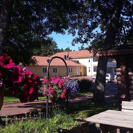 Basto Hotel & Stugby Palsbole Dış mekan fotoğraf