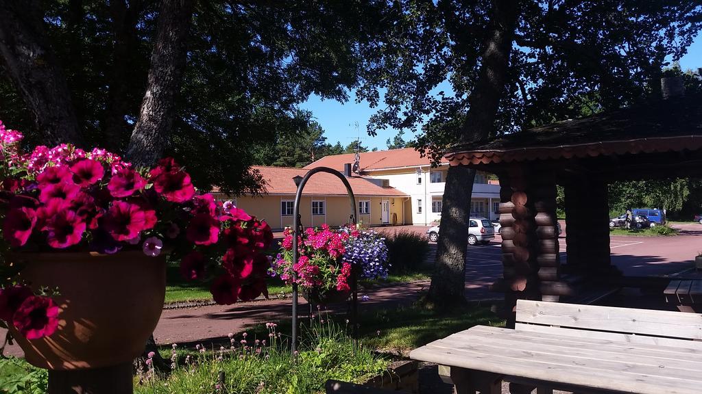 Basto Hotel & Stugby Palsbole Dış mekan fotoğraf